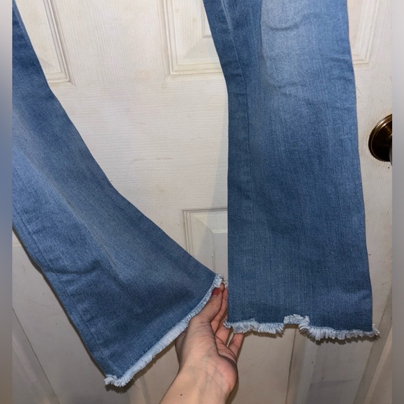 STUDIO F Flared Jeans - Picture 5 of 5